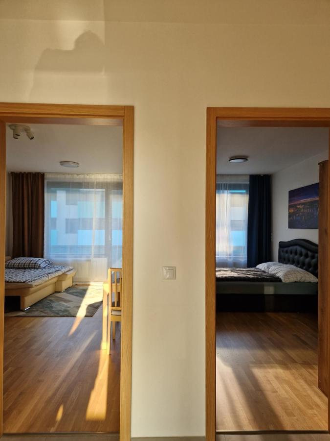 Vltava Apartments Prag Exterior foto